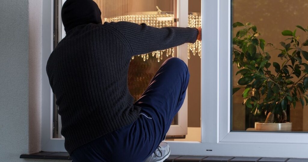 smart outdoor lights home security